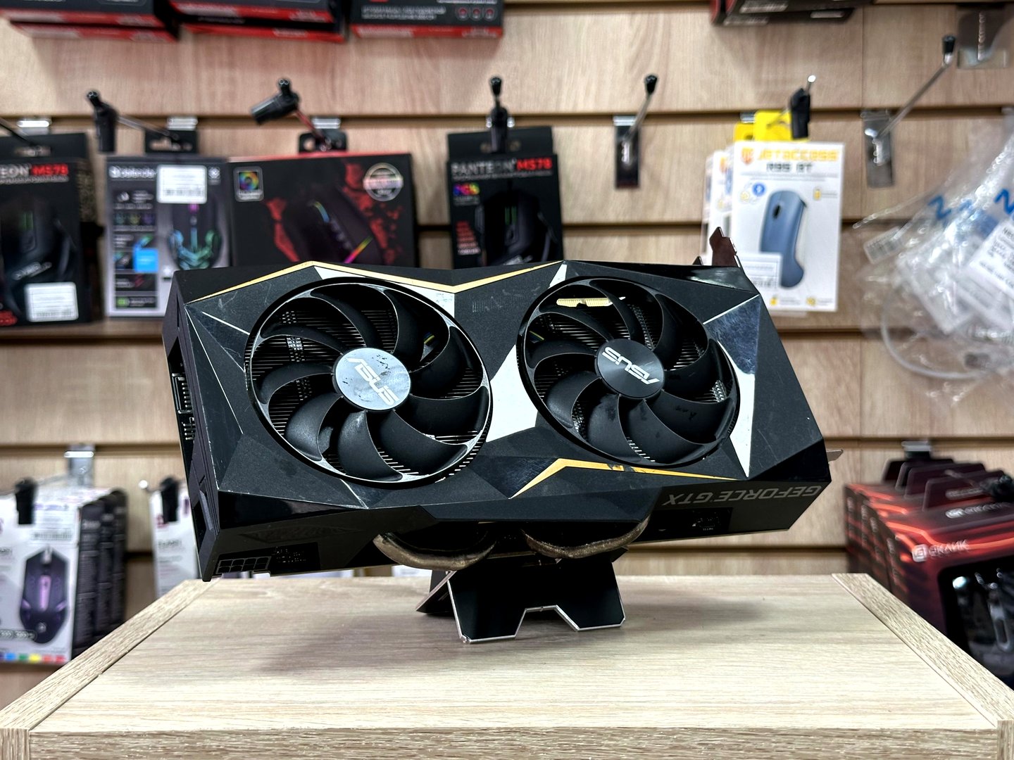 [Б/У] Видеокарта ASUS GeForce GTX 1660 SUPER [GTX1660S-O6G-SI]